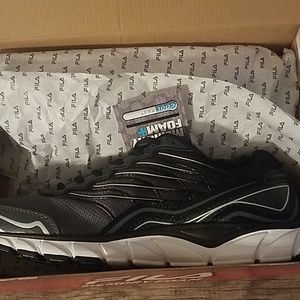Fila Memory Foam Running Shoes